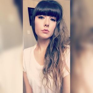 Meet your Posher, Maee